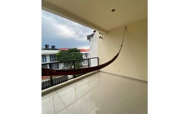 Vendo amplia casa con jacuzzi en villeta