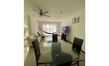 Vendo amplia casa con jacuzzi en villeta