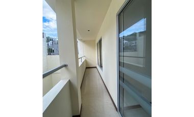Vendo amplia casa con jacuzzi en villeta