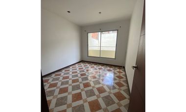 Vendo amplia casa con jacuzzi en villeta
