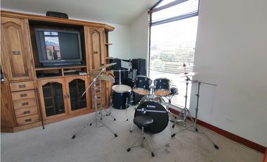 CASA EN VENTA CAJICA