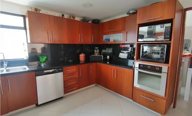 CASA EN VENTA CAJICA