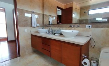 CASA EN VENTA CAJICA