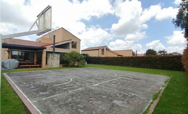 CASA EN VENTA CAJICA
