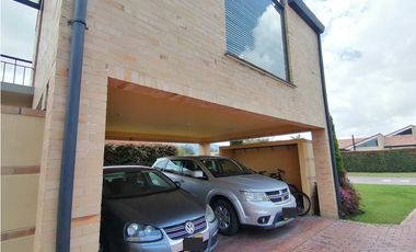 CASA EN VENTA CAJICA