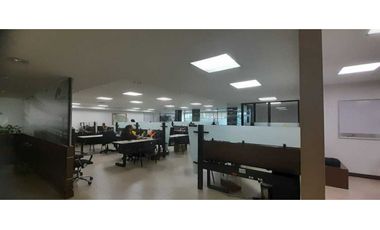 Oficina en Arriendo, Guayabal, Medellín  / 764m²