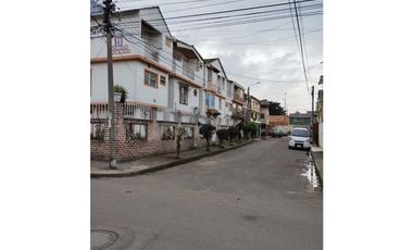 EDIFICO DE APARTAMENTOS EN CHIA