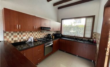 Se vende casa campestre en condominio en La Ceja