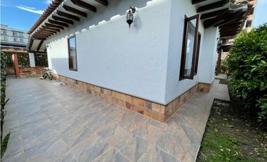 Se vende casa campestre en condominio en La Ceja