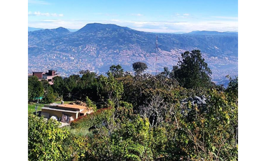 Lote  en Santa Elena con linda vista hacia  el Poblado -Medellin