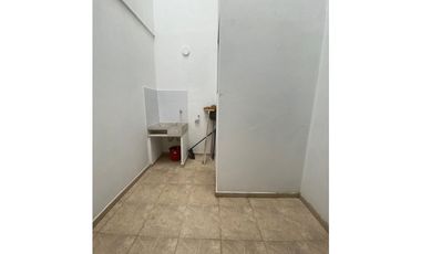 Vendo casa para estrenar con dos apartamentos independientes