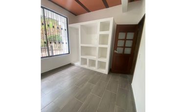 Vendo casa para estrenar con dos apartamentos independientes