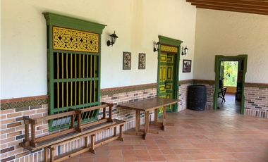 FINCA GUARNE CASA COLONIAL ANTIOQUEÑA VEREDA SAN JOSE
