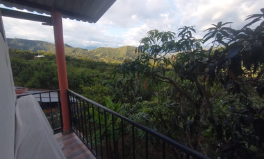 Casa lote en venta de 1500 M2 en La Mesa Cund, COL EN 450 MILL