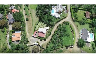 SE VENDE LOTE EN CONDOMINIO VIA MORELIA