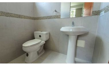 Se Vende Hermosa Casa En Conjunto Cerrado Muy Central Sector La Pampa