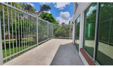 Se Vende Hermosa Casa En Conjunto Cerrado Muy Central Sector La Pampa