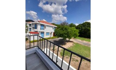 VENDO CASA CON PISCINA EN CONDOMINIO NARIÑO CUNDINAMARCA