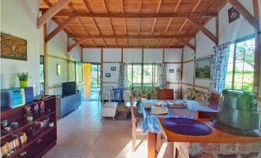 Maat vende Casa Campestre, La Masata-Villeta 2.460m2 $450 Millones