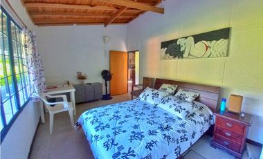 Maat vende Casa Campestre, La Masata-Villeta 2.460m2 $450 Millones