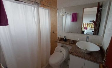Casa Campestre tipo paisa cerca a la vía principal - La Mesa Cundi