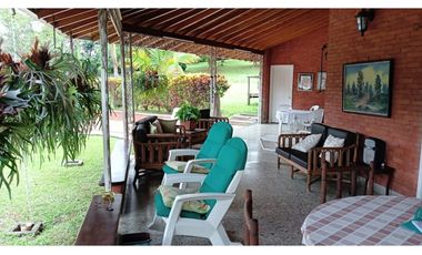EXCELENTE FINCA GIRARDOTA SECTOR EL YARUMO