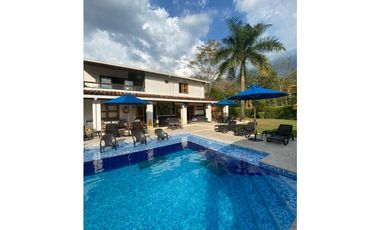 HERMOSA CASA DE VERANO EN SAN JERONIMO EXCELENTE PARA RENTA CORTA