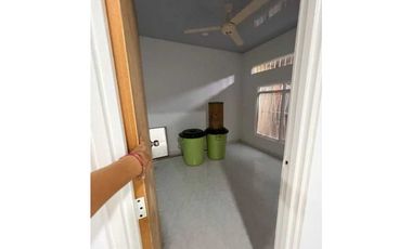 VENDO CASA EN CONJUNTO GIRARDOT ALGARROBOS 3