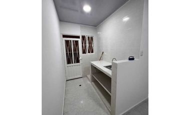 VENDO CASA EN CONJUNTO GIRARDOT ALGARROBOS 3