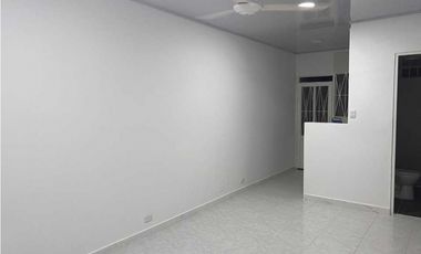 VENDO CASA EN CONJUNTO GIRARDOT ALGARROBOS 3