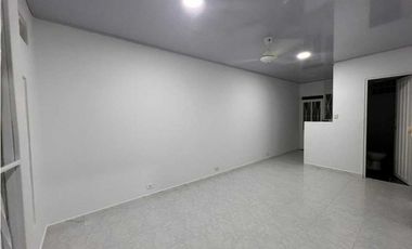 VENDO CASA EN CONJUNTO GIRARDOT ALGARROBOS 3