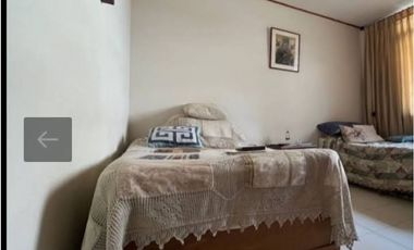 SE VENDE AMPLIA CASA EN SECTOR DE BAVARIA