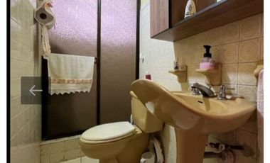 SE VENDE AMPLIA CASA EN SECTOR DE BAVARIA