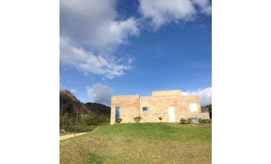 Vendo Amplia y Exclusiva Casa 1h Vereda el Hato k7 Vía Calera