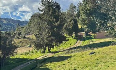 Vendo Amplia y Exclusiva Casa 1h Vereda el Hato k7 Vía Calera