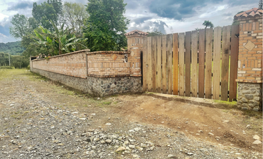 VENDO HERMOSA PARCELA CON CASA CAMPESTRE EN LAS GUACAS