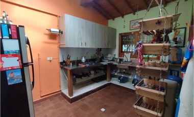 casa, finca en Medellín, santa Elena, rodeada de Naturaleza