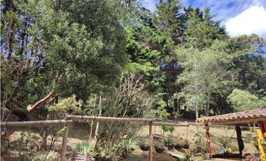 casa, finca en Medellín, santa Elena, rodeada de Naturaleza