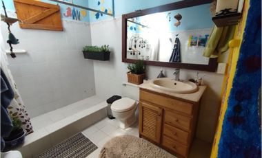 casa, finca en Medellín, santa Elena, rodeada de Naturaleza