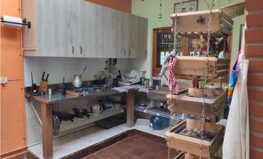 casa, finca en Medellín, santa Elena, rodeada de Naturaleza