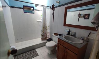 casa, finca en Medellín, santa Elena, rodeada de Naturaleza