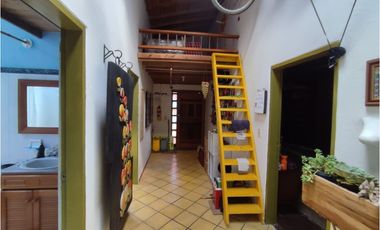 casa, finca en Medellín, santa Elena, rodeada de Naturaleza
