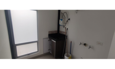 Venta de casa urbana de 500 M2 en 700 mill en La Mesa Cund, COL.
