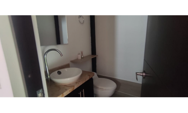 Venta de casa urbana de 500 M2 en 700 mill en La Mesa Cund, COL.