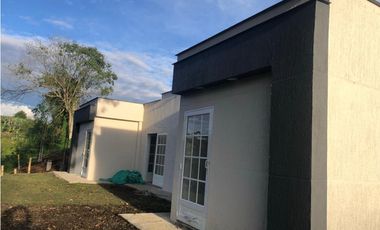 SE VENDE CASA CAMPESTRE VIA  ALCALA EN PARCELACION