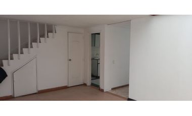 ARRIENDO  CASA BATAN  BOGOTA