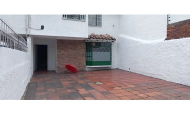 ARRIENDO  CASA BATAN  BOGOTA