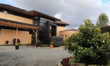 Arriendo Casa Campestre en Alto de las Palmas