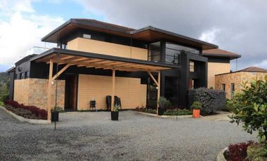 Arriendo Casa Campestre en Alto de las Palmas