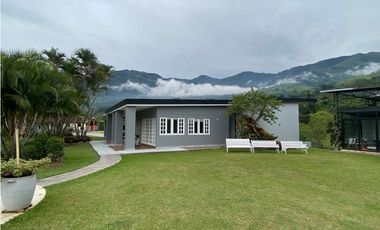 Finca en venta en Girardota sector El Limonar